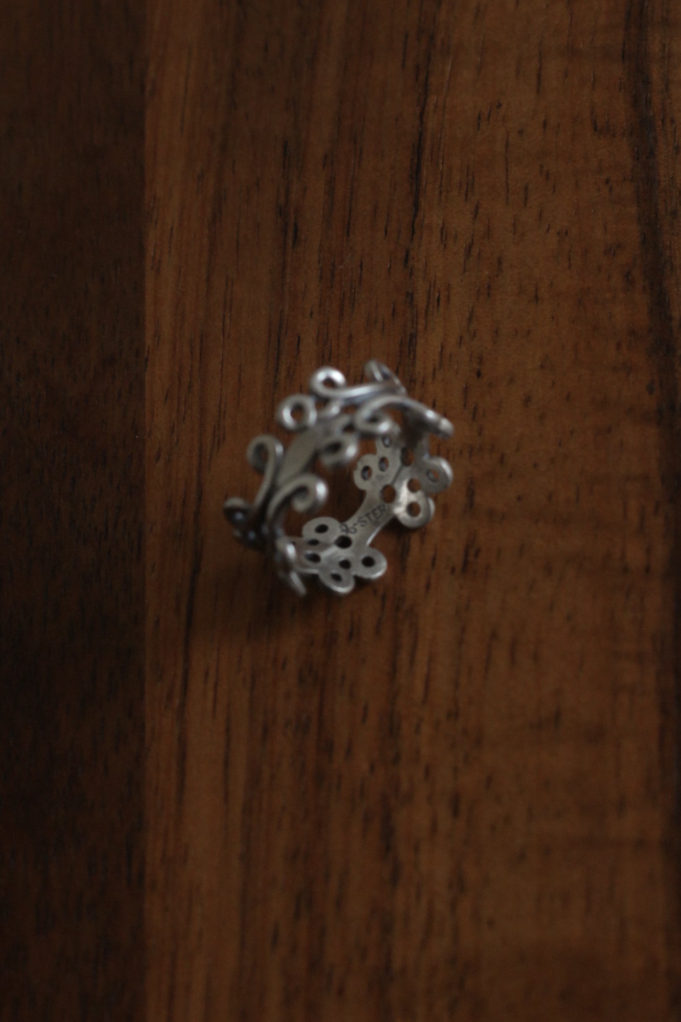 Scroll Ring
