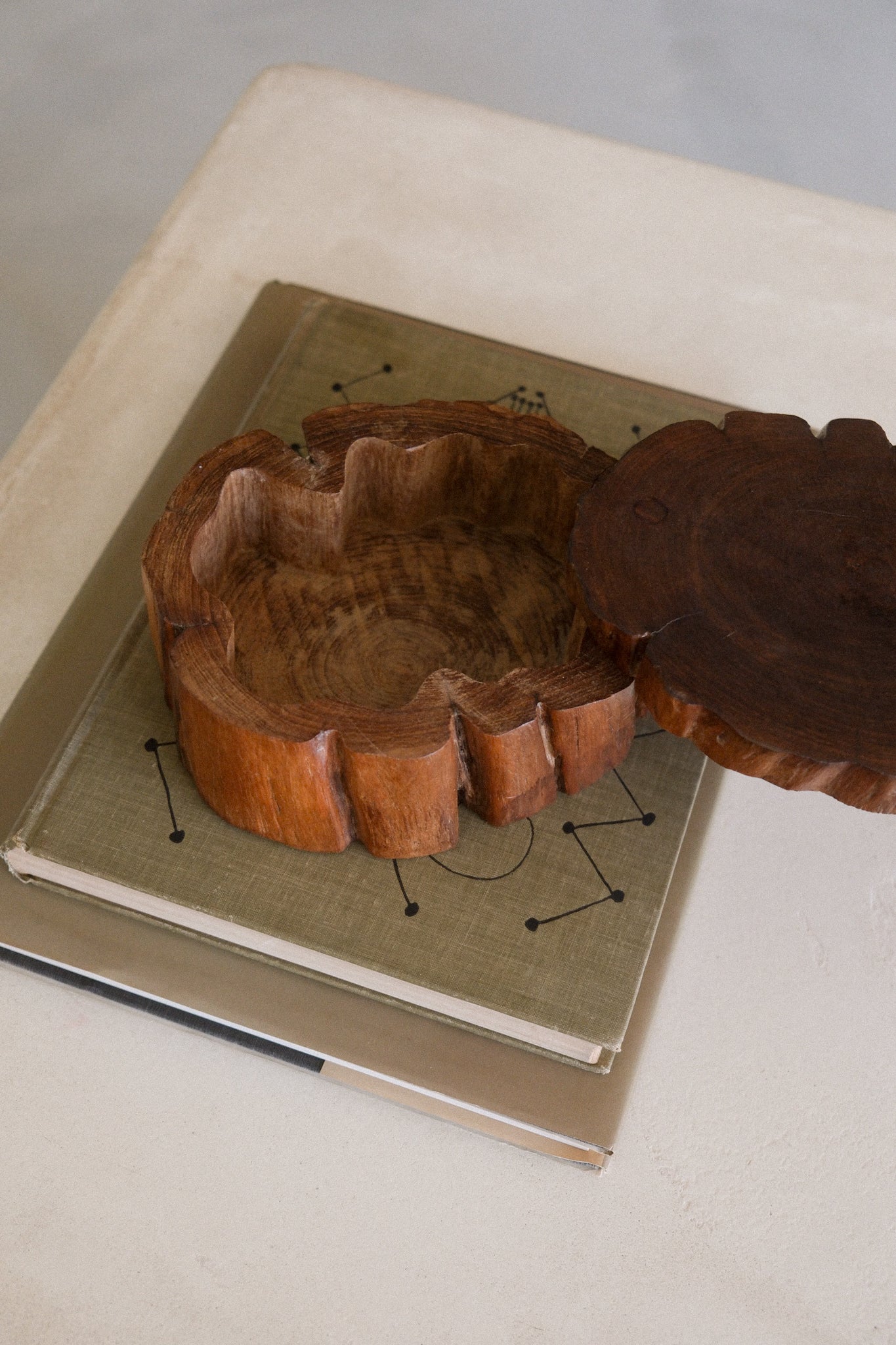 Live Edge Swivel Box