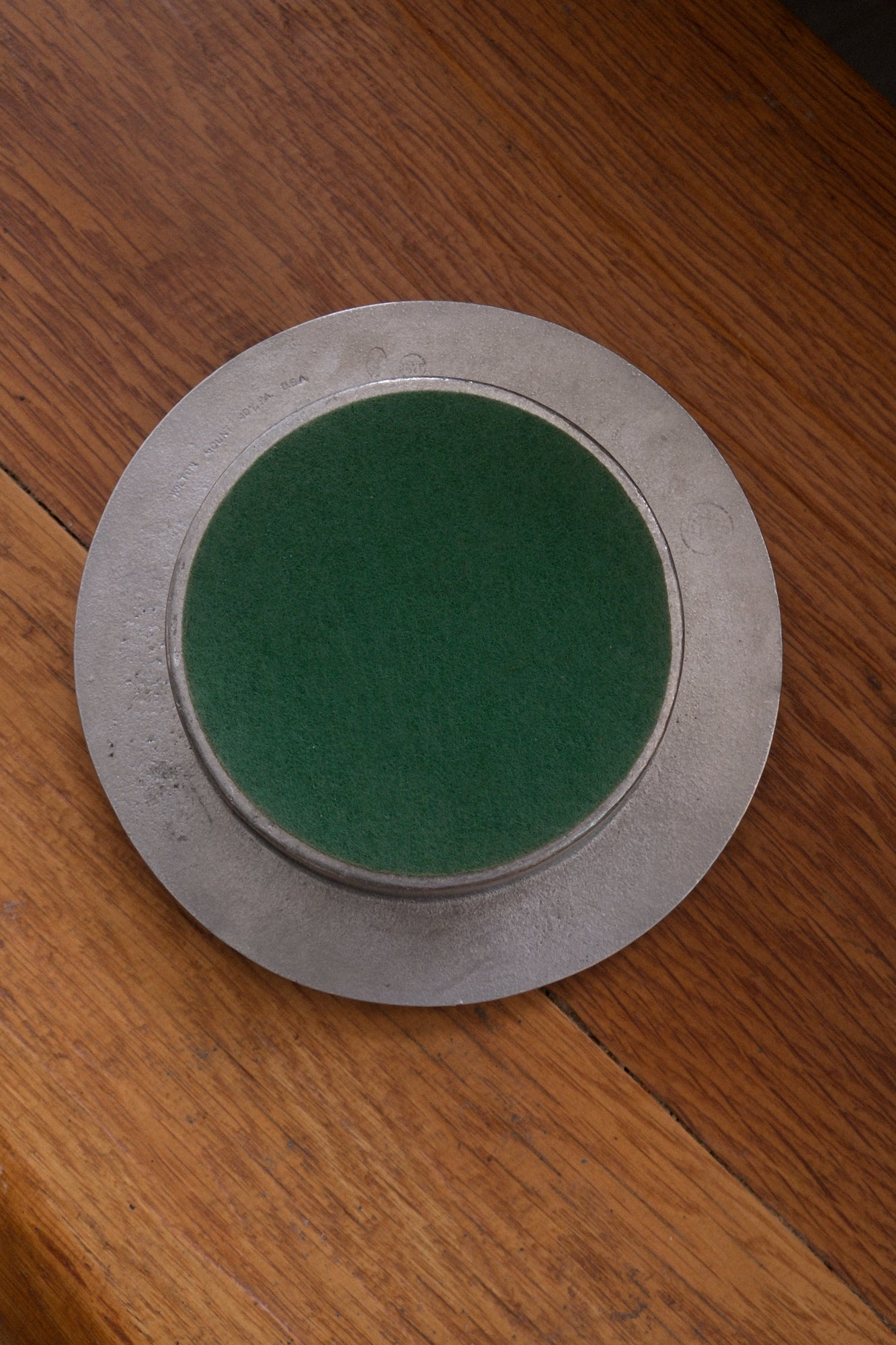 Wilton Armetale Seashell Bordered Bowl