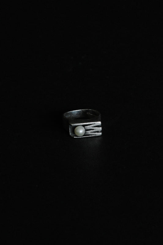 Jules Brenner Modernist Pearl Ring